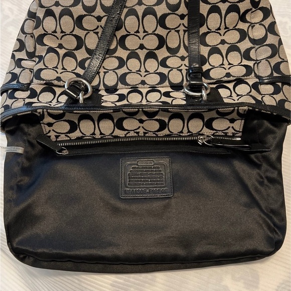 Coach Black Signature Tote Bag - Picture 4 of 12